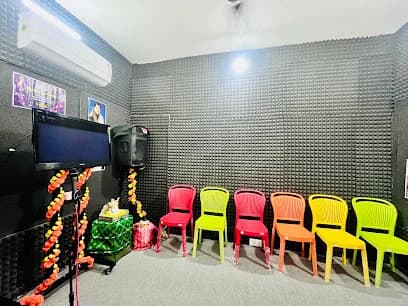 Music Lovers Studio & Jaam Room
