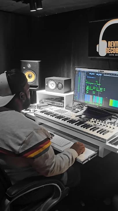 Revive Records Studio