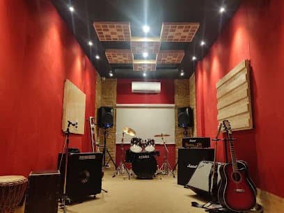 Twelve Notes & Grooves Jamroom